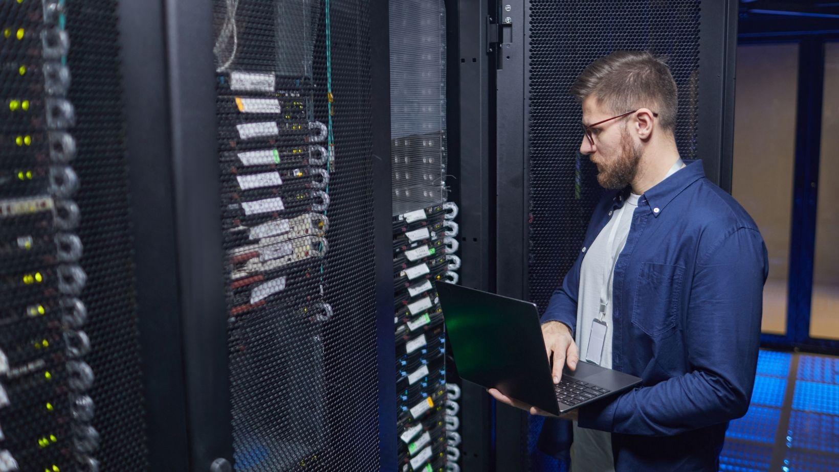 Key Considerations for IT Managers When Acquiring Used Data Center Equipments
